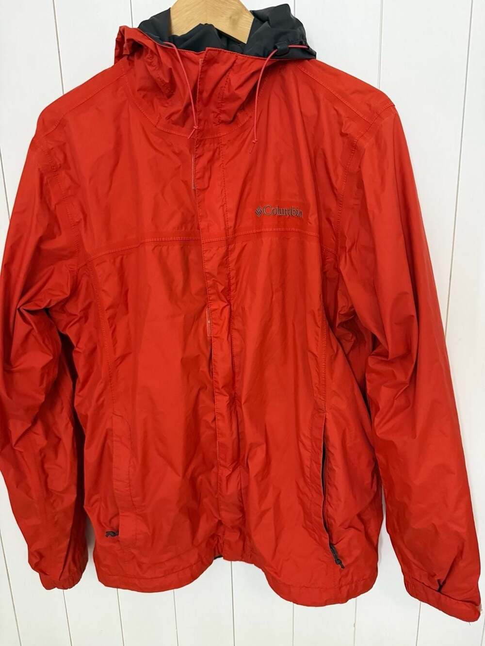 Columbia Rain Jacket Size M Red Waterproof Hooded Windbreaker